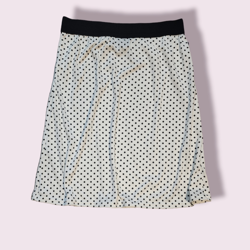 Metrowear White Black Polka Dot Skirt SIZE Medium.